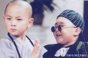 向华强都不敢惹，王宝强要行晚辈礼，释小龙究竟是什么身份？