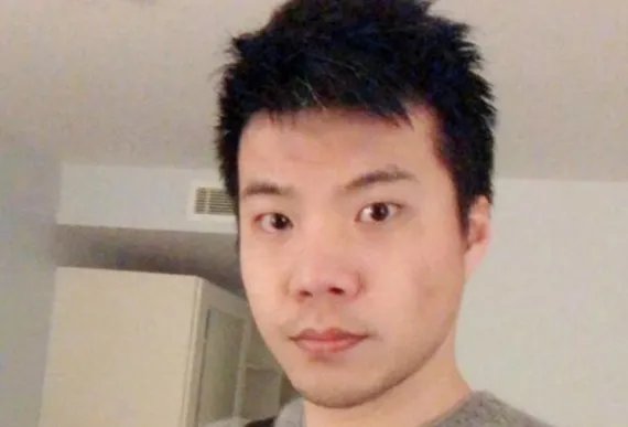 黄毅清父亲是黄菊吗?