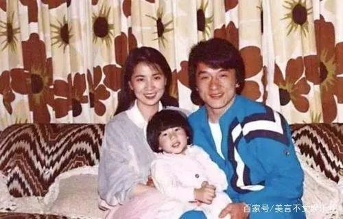 林凤娇深爱成龙这么多年,背后为何全是泪水?