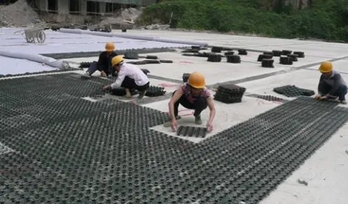 塑料排水板施工准备与方法  排水板施工注意要点
