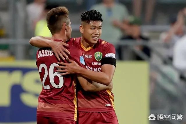 如何看待张玉宁坚持在荷兰踢球？