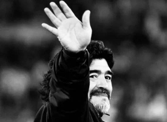 马拉多纳抢救无效去世后，都有哪些名人发文悼念了？