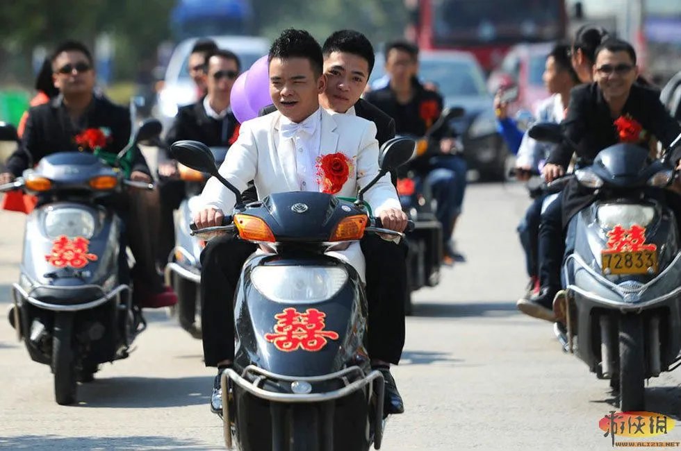 基友一生一起走！福建首对男同志公开结婚啦！