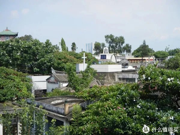 明星豪宅有啥好羡慕的，中国真正的千万豪宅都在农村！