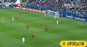 你们觉得美洲杯季军争夺战中梅西的红牌冤不冤？