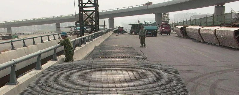 钢筋网片搭接长度规范是什么