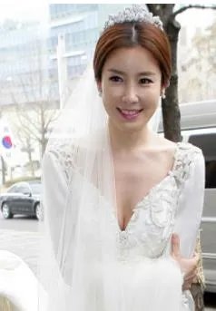 朴海镇李泰兰是什么关系：朴海镇李泰兰结婚是真的吗