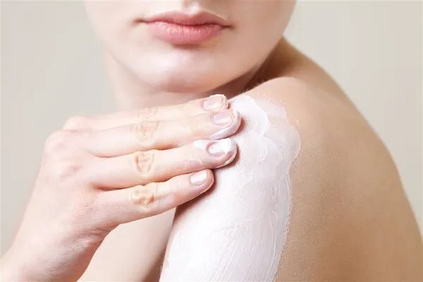 身体乳是涂全身吗?