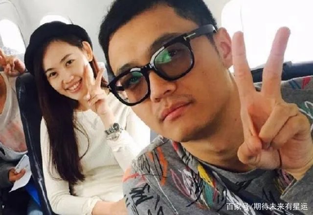 宋喆终获刑6年，王宝强律师晒照乐开花，网友：普天同庆！ 你怎么看？