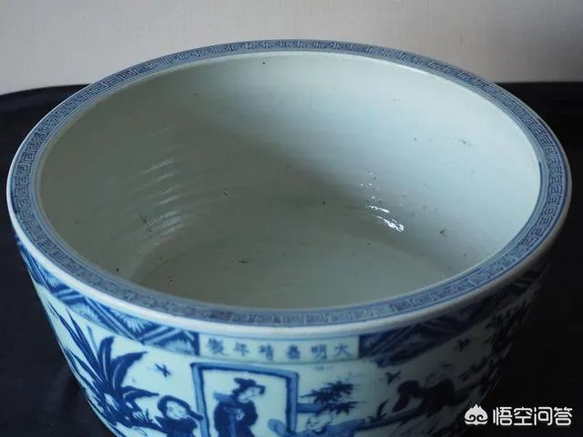 如何鉴定明嘉靖篮釉瓷？