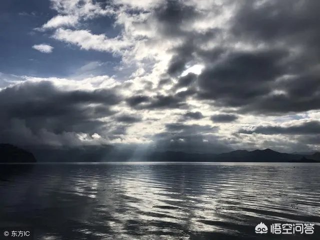 你喜欢钓鱼吗？你在钓鱼时遇到过什么奇闻吗？