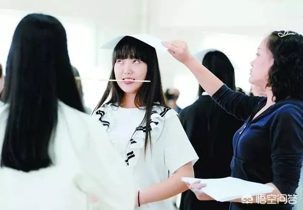 空姐这个职业好吗？