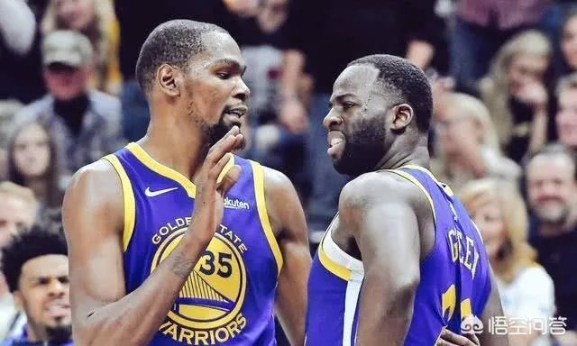 格林遭禁赛+罚款还没完,杜兰特和格林争吵后自言自语遭曝光令勇密心慌,你怎么看?