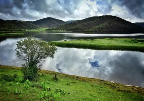 在云南拍婚纱照要多少钱 云南4个适合拍婚纱的地方