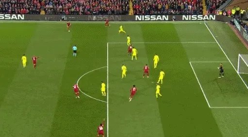 在利物浦效力过的中场