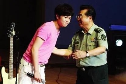 李双江一生收7个徒弟,是不是有梦鸽、韩红?