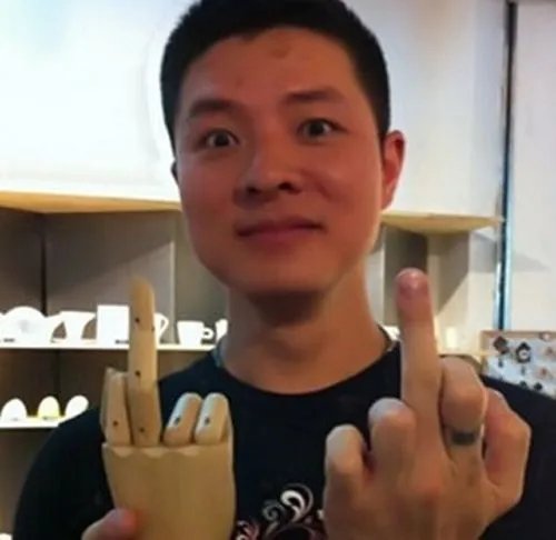 吴昕前男友有几个 吴昕johnny liu分手原因