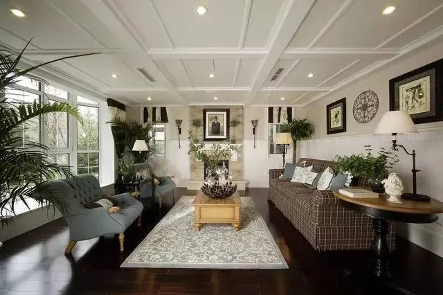 看多了美式乡村别墅,来欣赏一下英伦风的乡村风格吧!