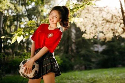 赵露思给宋茜道歉，真心实意还是被逼无奈？