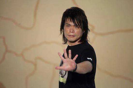 刀郎和伍佰，他们两个谁作词作曲唱功厉害？