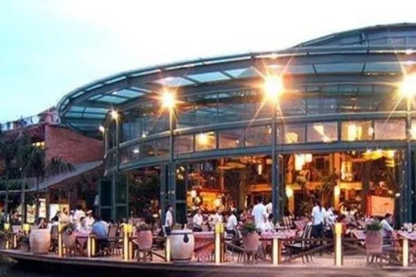 广州十大酒吧，苏荷酒吧上榜CK，vins充满科技感