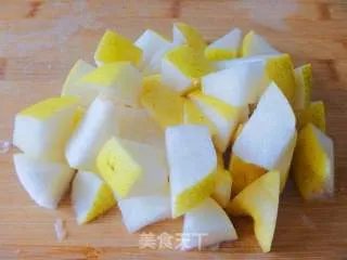 【养生汤煲】 银耳雪梨汤