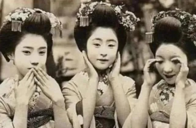 二战后日本如何快速恢复人口的？为什么说中学女生苦不堪言呢？