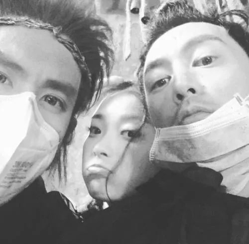 余文乐结婚了，为什么大家都艾特彭于晏？