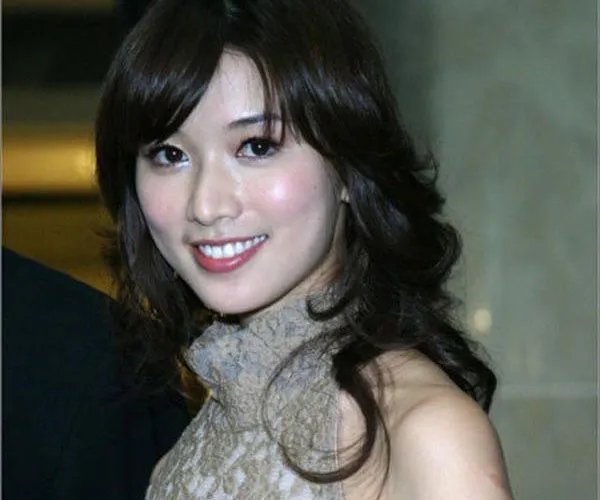 林志玲长得像的日本人 现在她真的成日本人了