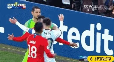 你们觉得美洲杯季军争夺战中梅西的红牌冤不冤？