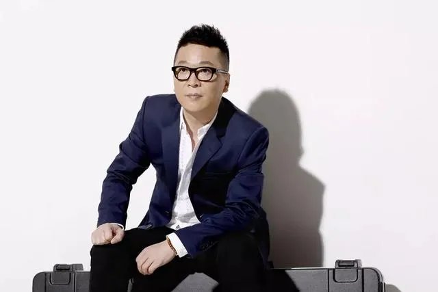 大家还记得唱《小芳》的李春波吗?为什么看不到了?