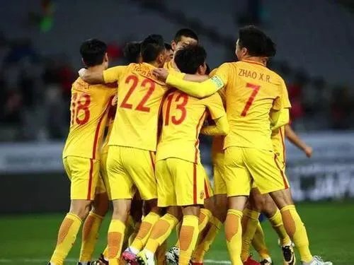 为什么里皮说，于大宝对国足帮助非常大？