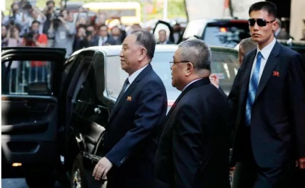 金英哲抵达纽约是为了什么？