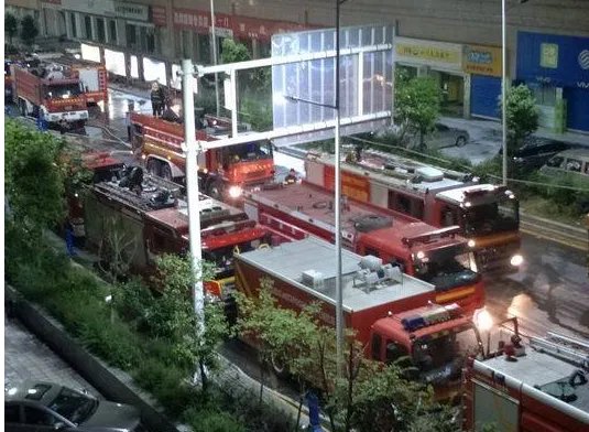 四川商贸城大火发生在哪里?