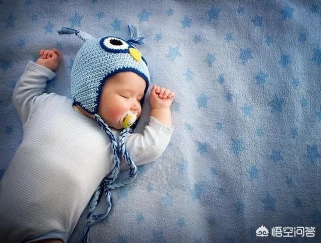 三个月宝宝应该如何喂养？