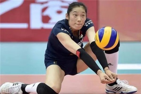 如何看待中国女排冠军队员朱婷出演《夺冠》？