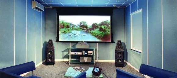 投影仪幕布是买硬幕还是软幕好？二者之间究竟有什么区别