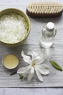 法国雅歌丹滋润沐浴精油，和秋冬干燥说NO