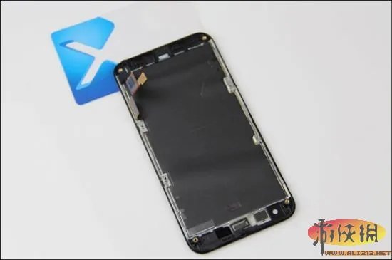 小米2S真机拆解图 价廉物美用料十足还不抢购?
