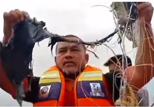 印尼一架飞机突然失联，飞机上有乘客吗？