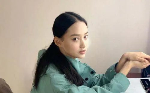 北电艺考成绩公布，张子枫只考了第三名，前两位素人是谁？