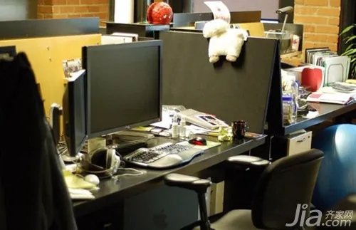 郭敬明奢华豪宅办公室PK全球土豪范儿办公室(组图)