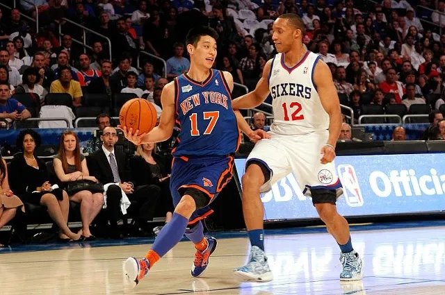 林书豪职业生涯破5000分,他在比赛中有哪些精彩瞬间?