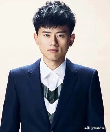 国字脸男士适合留什么发型?