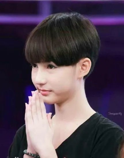 泰国14岁少年yoshi资料