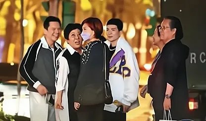 向太携儿子儿媳与友人聚餐，为何郭碧婷表情一脸冷淡？