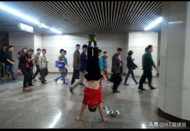 体操世界冠军张尚武为什么会沦落街头卖艺乞讨？他现状如何？