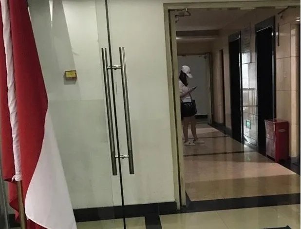 马蓉带儿女学英语是为出国做准备吗？