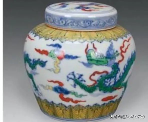 如何鉴定明嘉靖篮釉瓷？