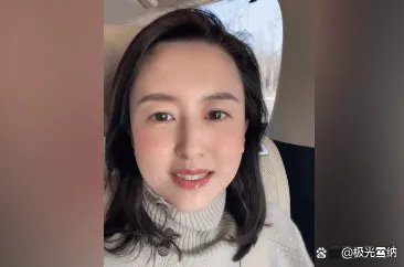 央视张蕾豪车内录视频，状态不错，你喜欢她吗？